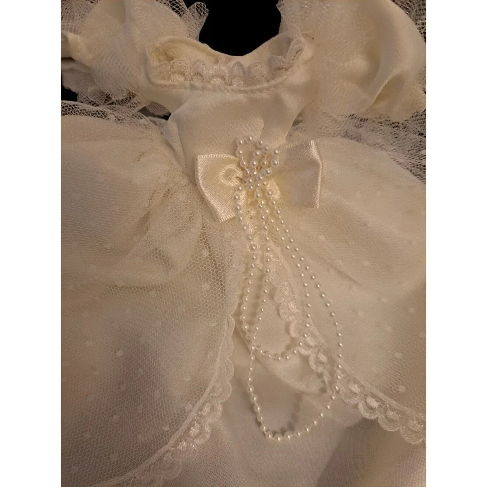 Vintage‎ Barbie Doll CLONE Wedding Gown,Veil, Gater Belt ,Lace Trim, Faux Pearls